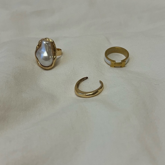 Gold ring set - Picture 2 of 4